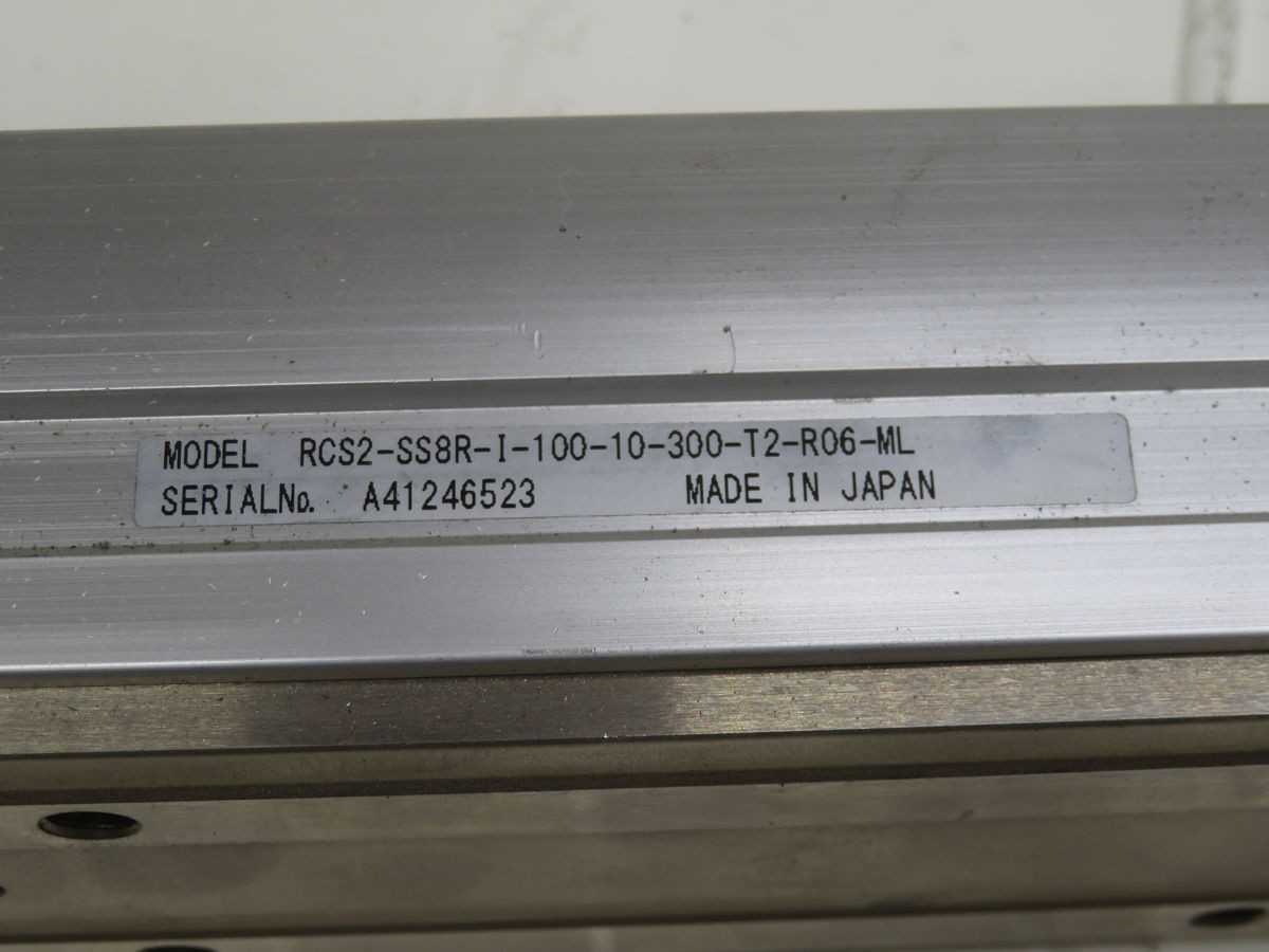 IAI RCS2-SS8R-1-100-10-300-T2-R06-ML Robo Cylinder Actuator T259470 - SERVO