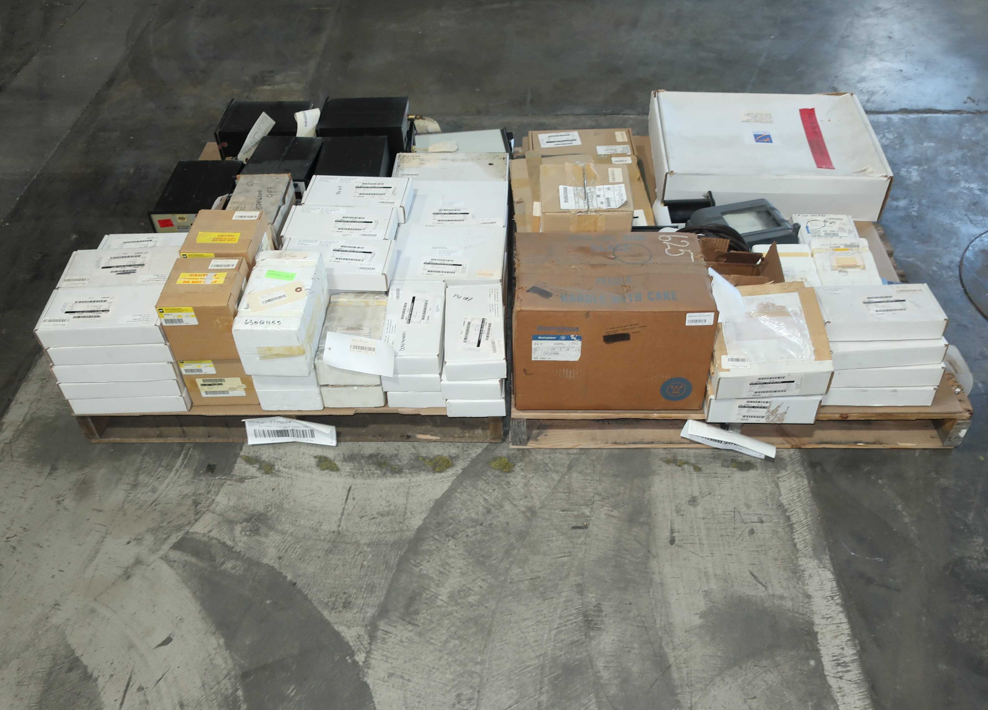SKU 1775624 - 2 PALLETS OF ASSORTED PANEL METERS - PANEL METERS