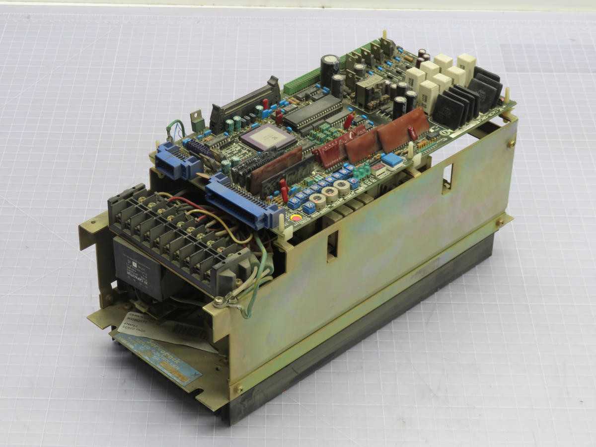 Yaskawa S72122-2-3-1 Drive T217105 - High Performance Motion Control - SERVO