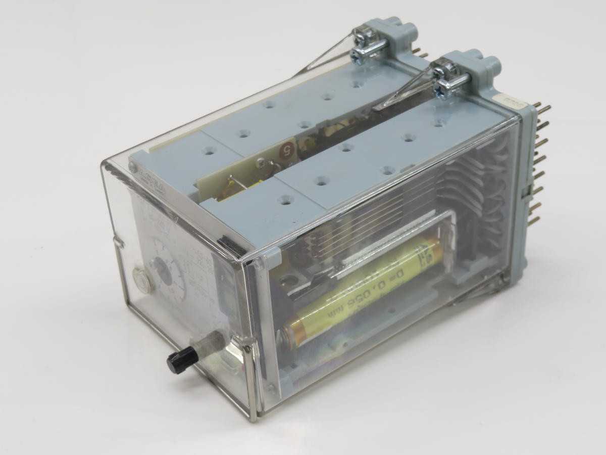 ASEA RK 411 102-DE PHASE\VOLTAGE LOSS RELAY T228272 - PROTECTION RELAY