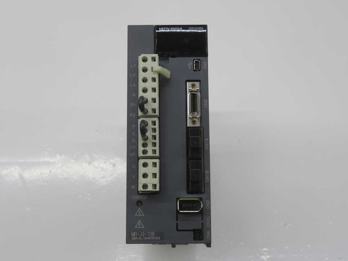 MITSUBISHI MR-J3-70B AC SERVO AMPLIFIER
MELSERVO-J3 SERIES T235536 - SERVO
