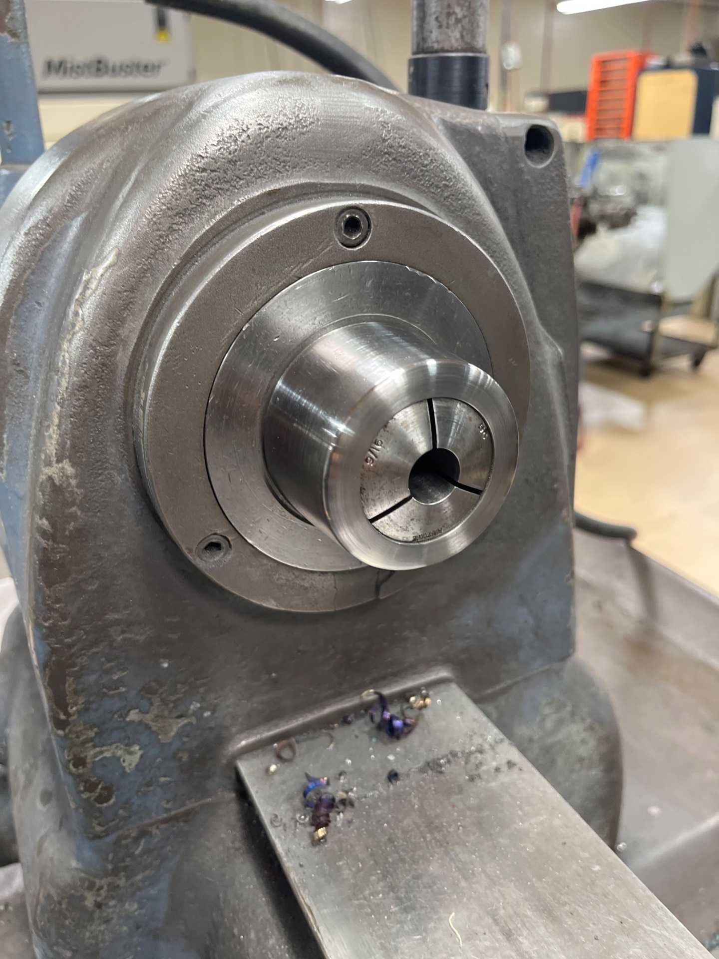 Hardinge DSM59 Manual Lathe - 220V, 3500 RPM, 1 HP, 36" Bed, 9" Swing - MANUAL LATHES