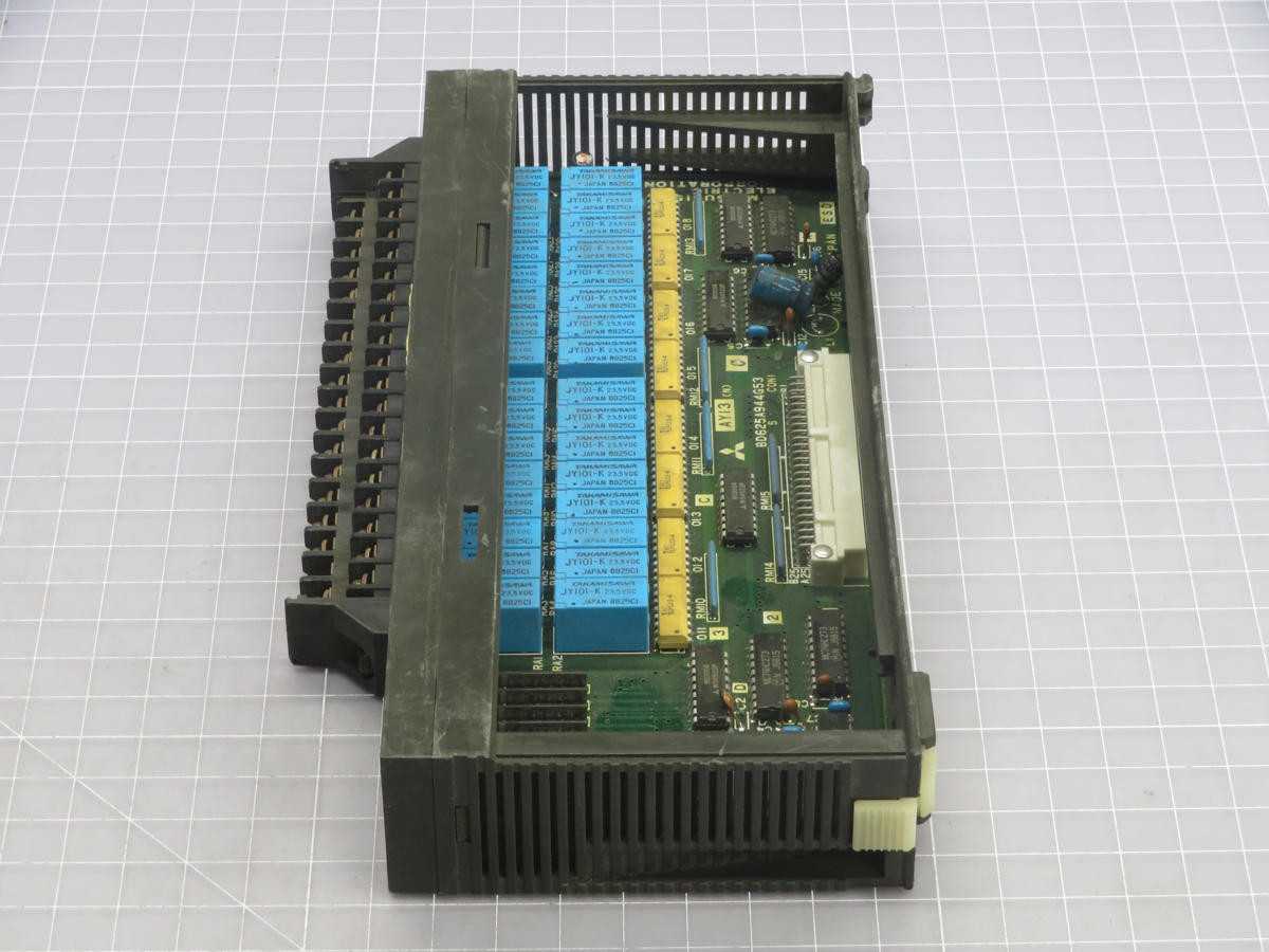 Mitsubishi AY-13 Output Module T241323 - High Performance Industrial Component - PLC MODULES
