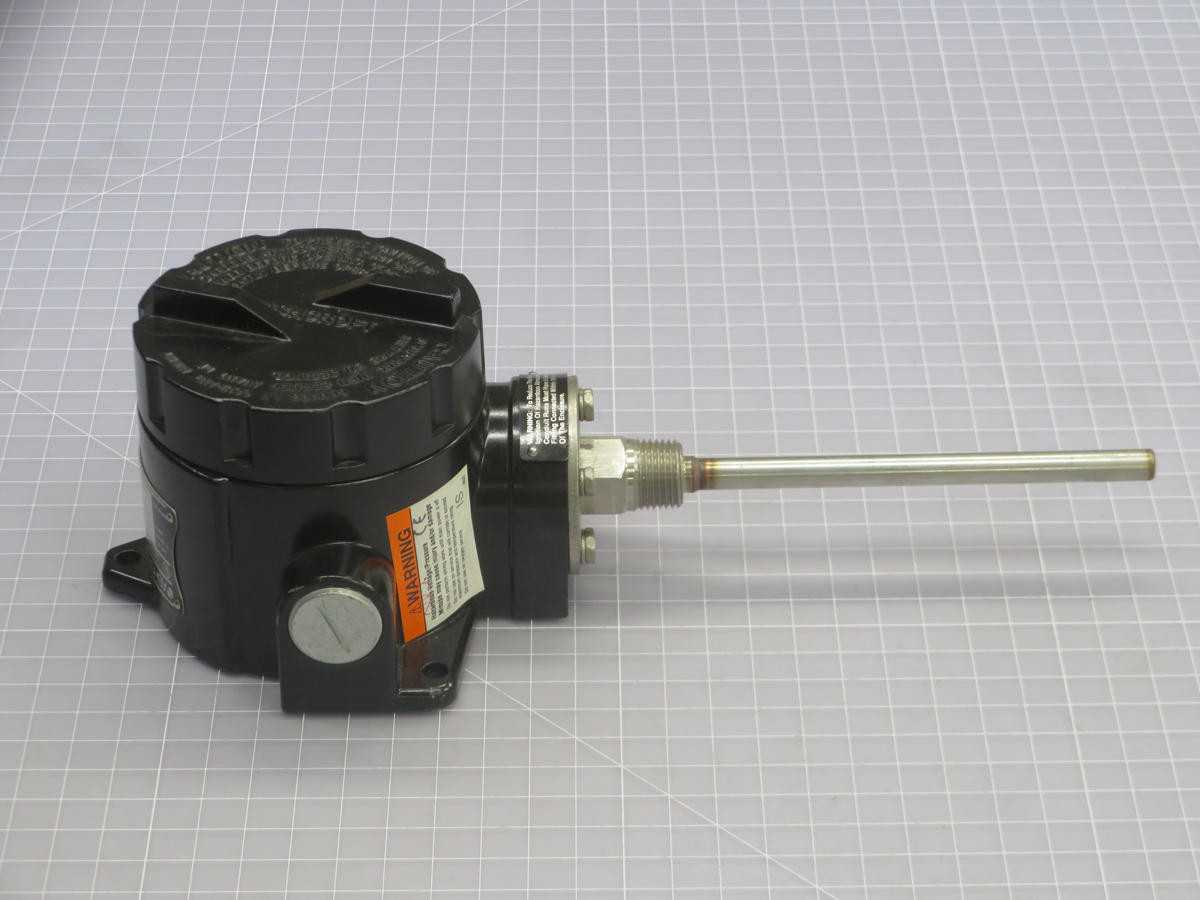 ASHCROFT T722TS060 TEMPERATURE SWITCH T242468 - SWITCHES