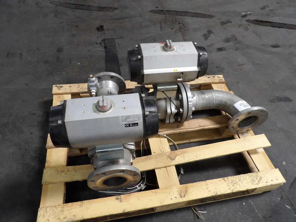 XOMOX XD090S12A-F10 VALVE ACTUATOR DUAL M4370 - PNEUMATIC VALVE