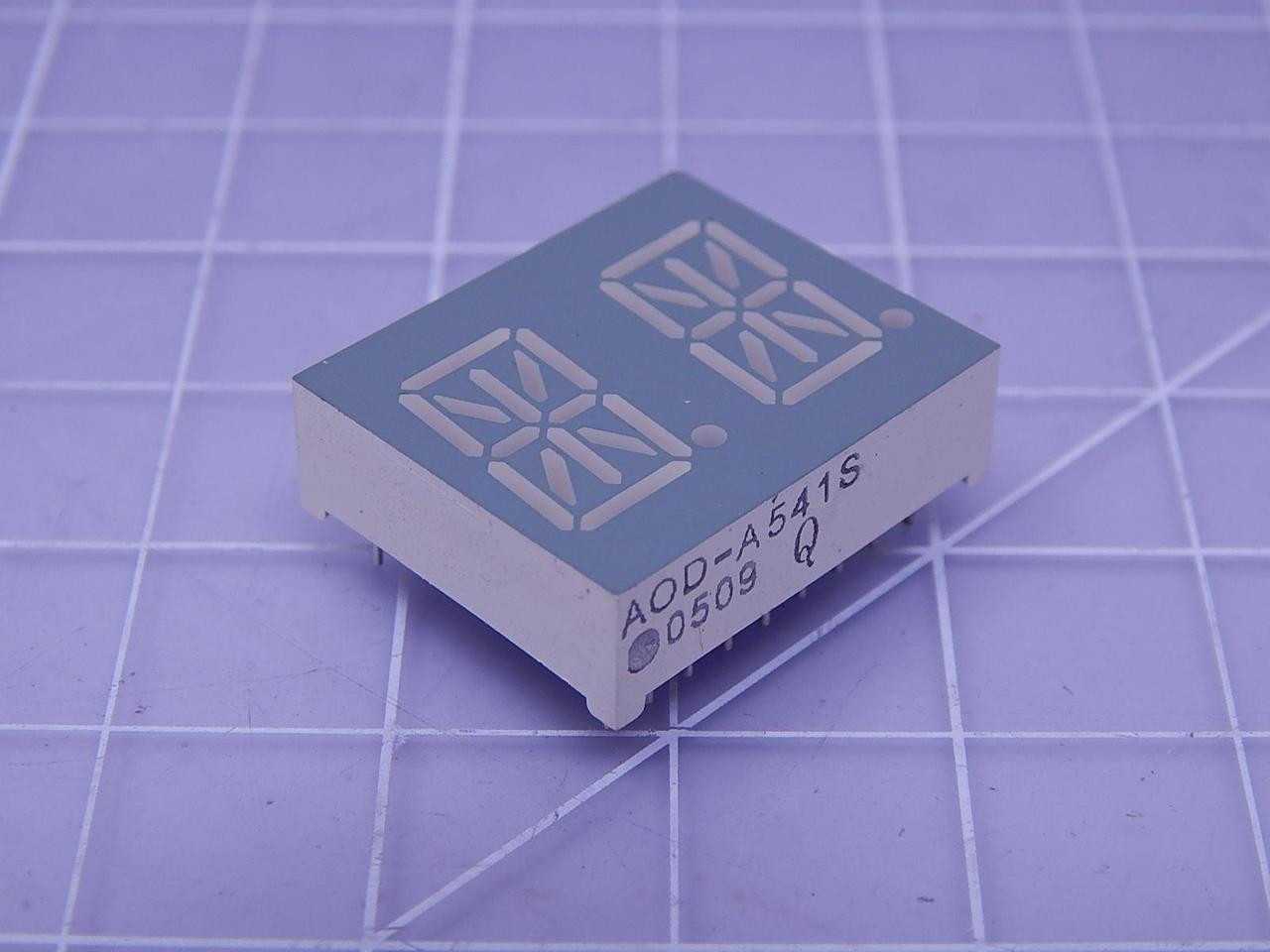 LOT OF 590 AOD-A541S LED DISPLAYS T111908 - DISPLAYS