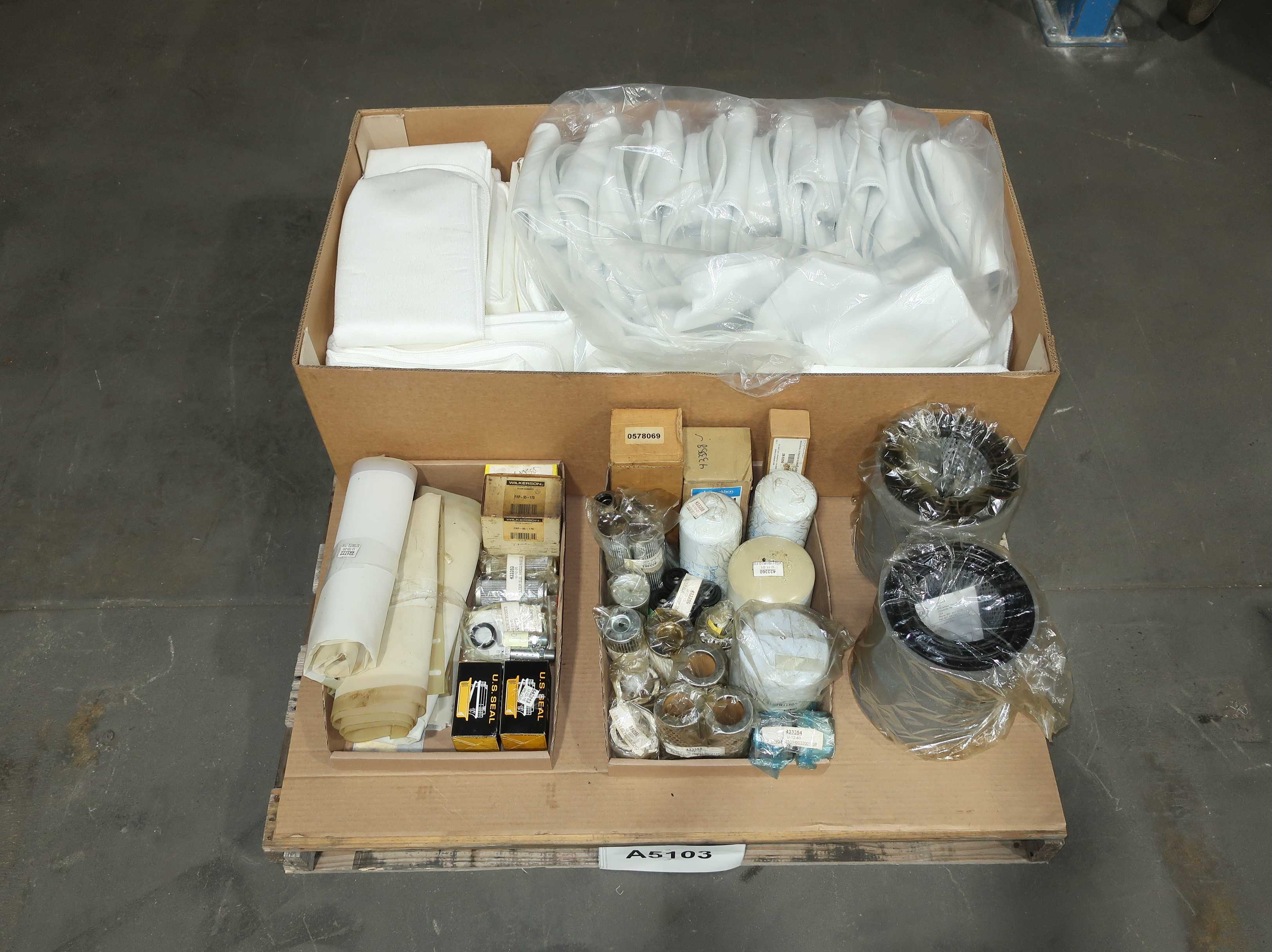 PALLET OF ASSORTED MISCELLANEOUS - MISCELLANEOUS