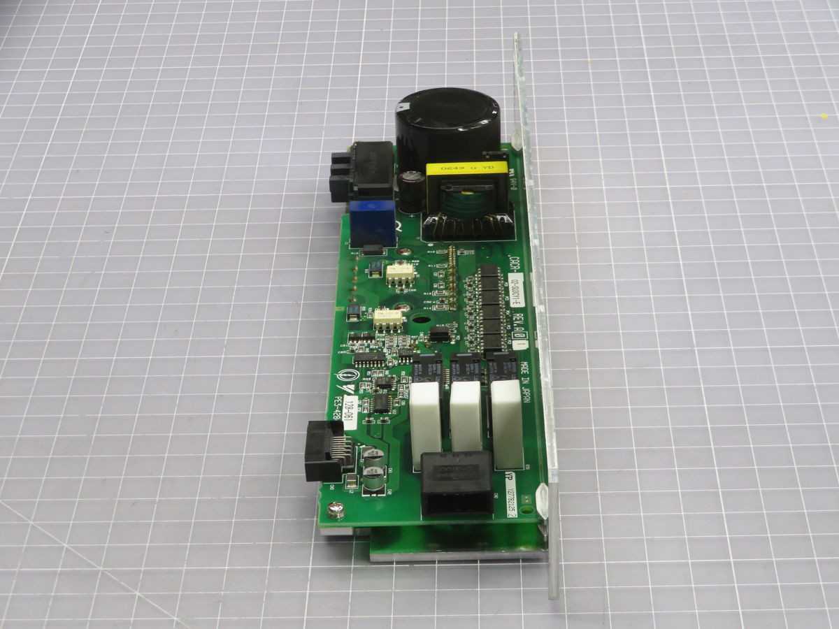 Yaskawa CACR-02-SU3CY1-E Servopack Drive T246584 - SERVO DRIVES