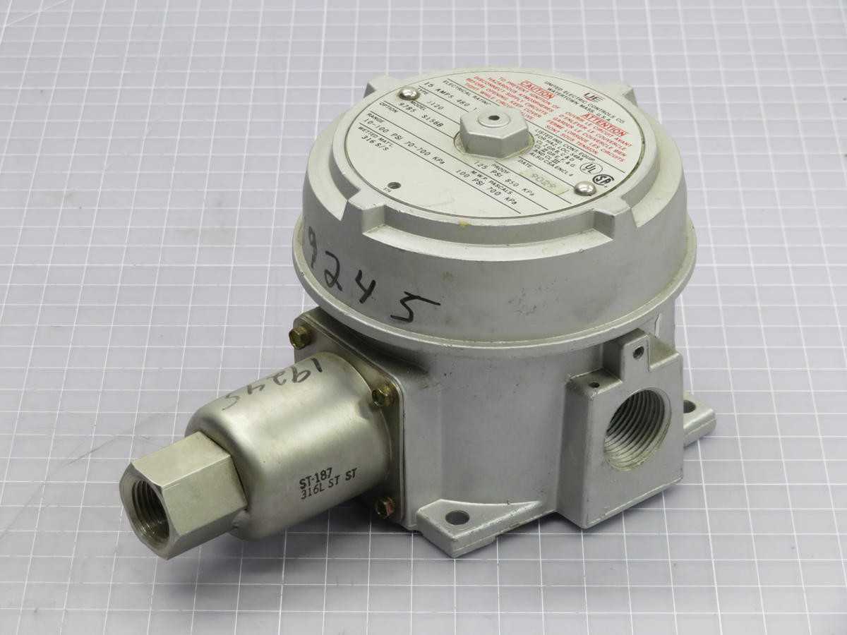 UNITED ELECTRIC 9785 S156B PRESSURE SWITCH T214068 - SWITCHES
