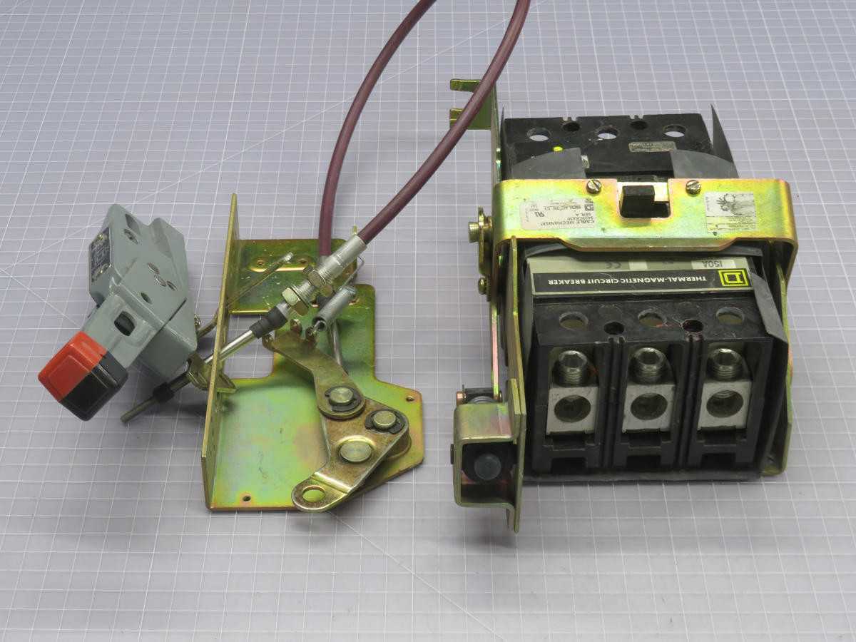 SQUARE D KCL34150 MOLDED CASE CIRCUIT BREAKER T229082 - CIRCUIT BREAKERS