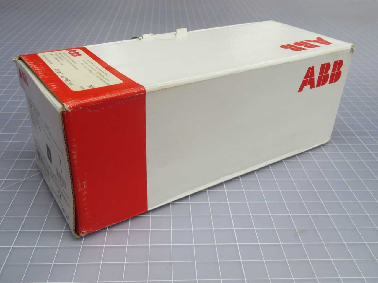 LOT OF 12 ABB 2CDS251001R0104 S201-C 10 CIRCUIT BREAKER T272228 - CIRCUIT BREAKERS