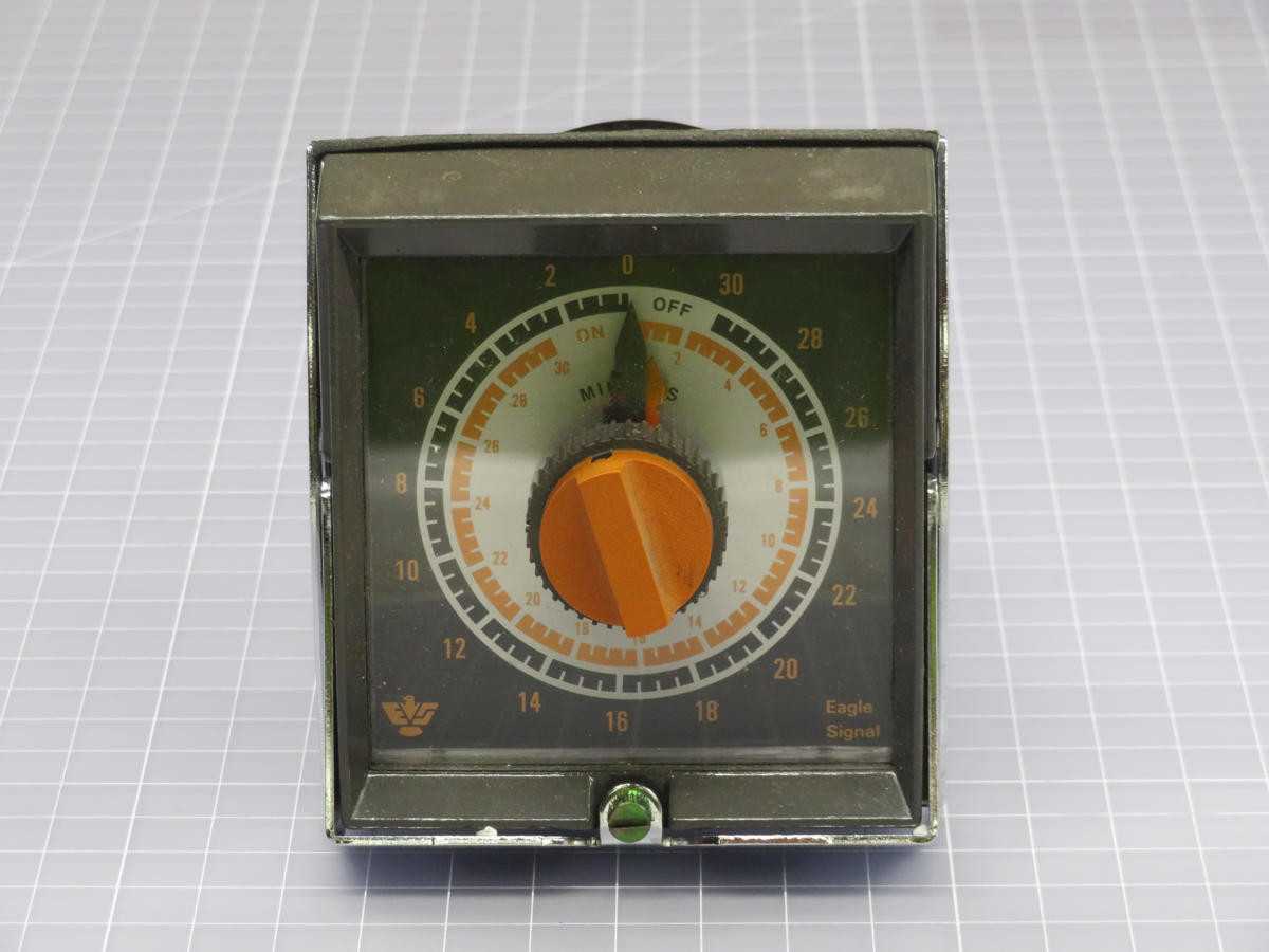 Eagle Signal HG105A6 Flexopulse Series Repeat Cycle Timer T213003 - ELECTRICAL TIMERS