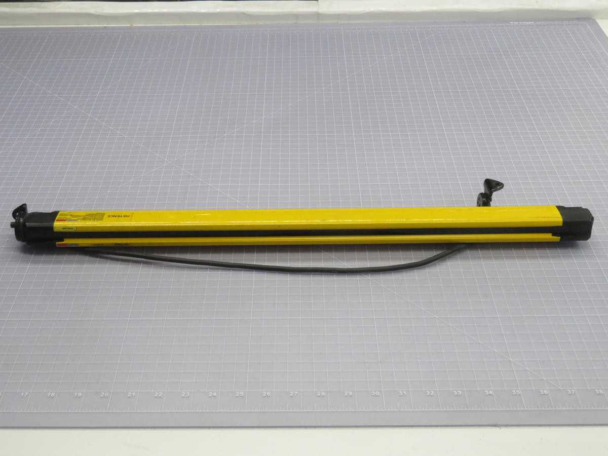 KEYENCE GL-R32H-T LIGHT CURTAIN TRANSMITTER T223237 - SENSORS