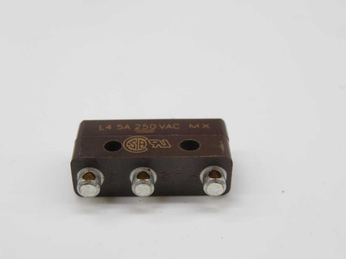 LOT OF 25 MICROSWITCH 111SM119-H2 MINIATURE SNAP ACTION SWITCH T229435 - SWITCHES