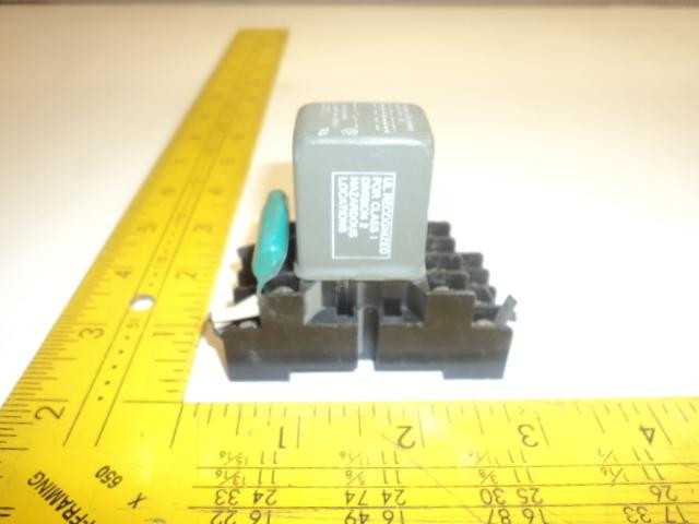 LOT OF 14 POTTER & BRUMFIELD KHS-17A11-120 RELAYS 4PDT 120VAC COIL T17881 - ELECTRICAL RELAYS