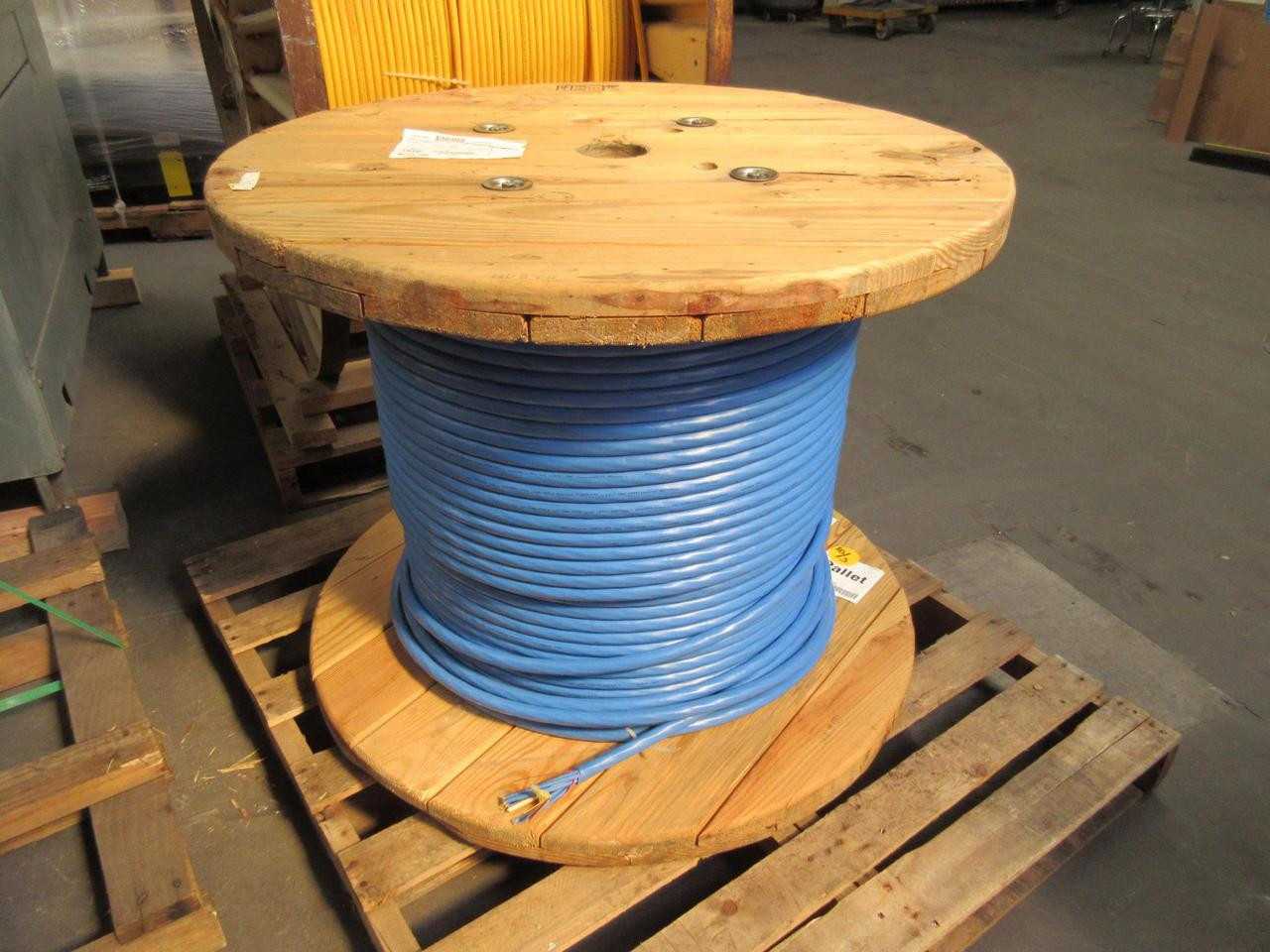 ROLL OF FIBER OPTIC CABLE 72 FIBER SINGLE MODE SMF-28E OFNR 988 FT. T91151 - FIBER OPTIC CABLE