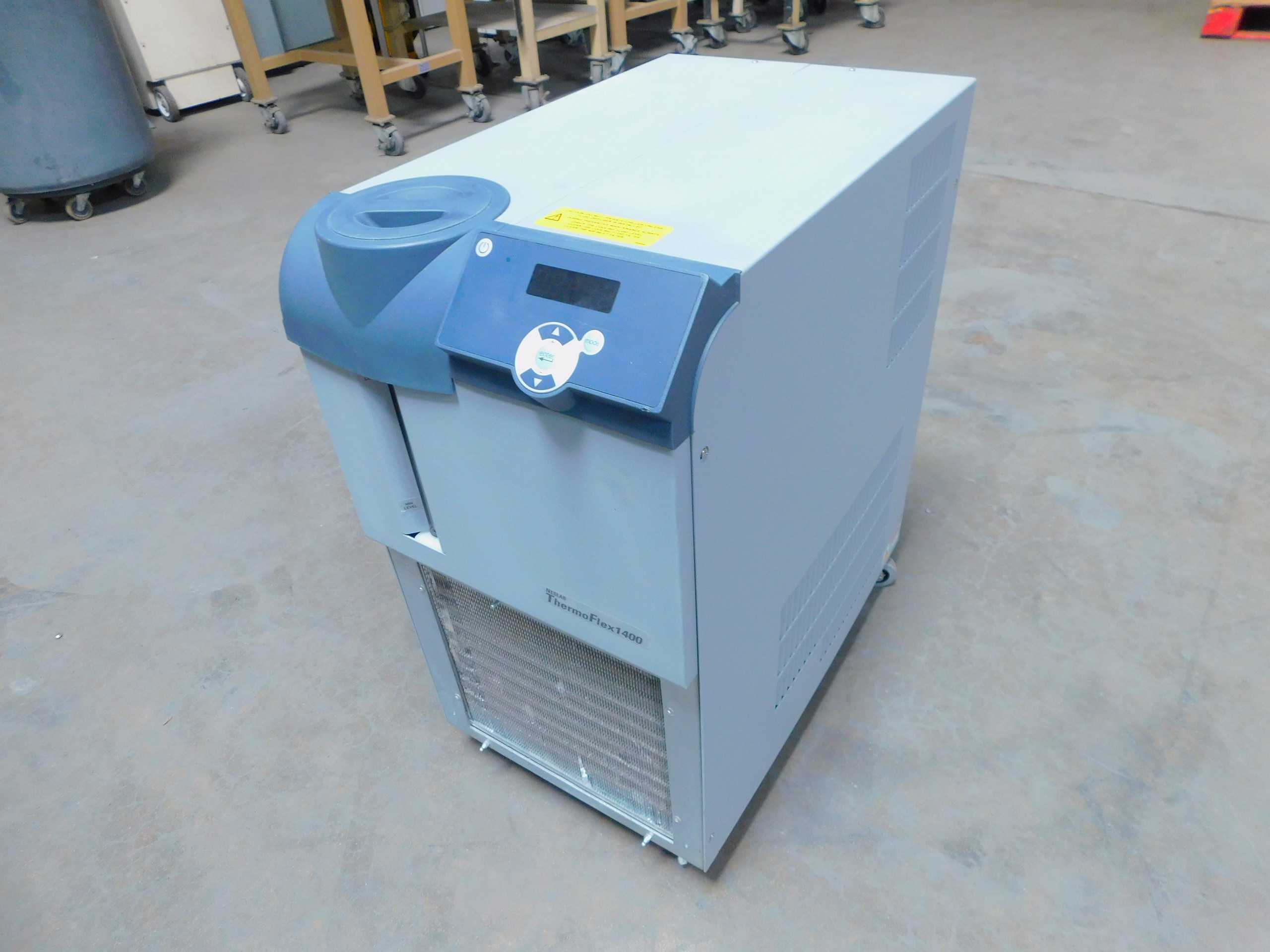 Thermo Neslab Thermoflex 1400 Recirculating Chiller - Tested & Ready to Use - CHILLERS