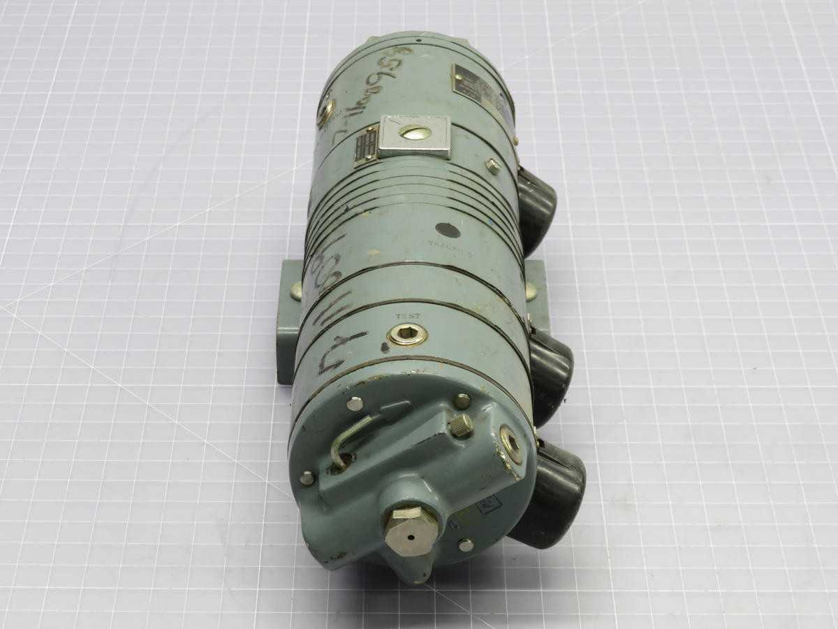 MOORE 569M NULLMATIC CONTROLLER T213564 - AUTOMATION & CONTROLS