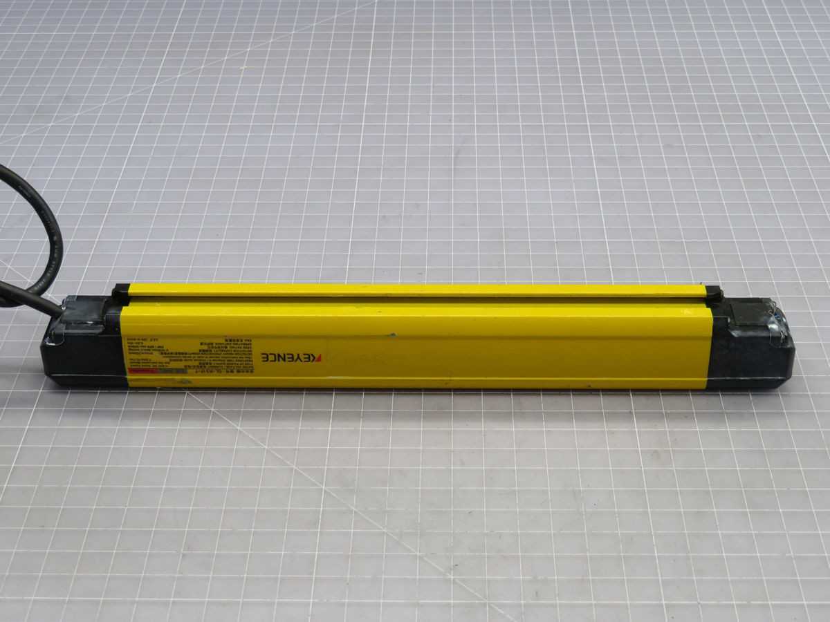 KEYENCE GL-R31F-T LIGHT CURATAIN TRANSMITTER T247838 - FLOW TRANSMITTER