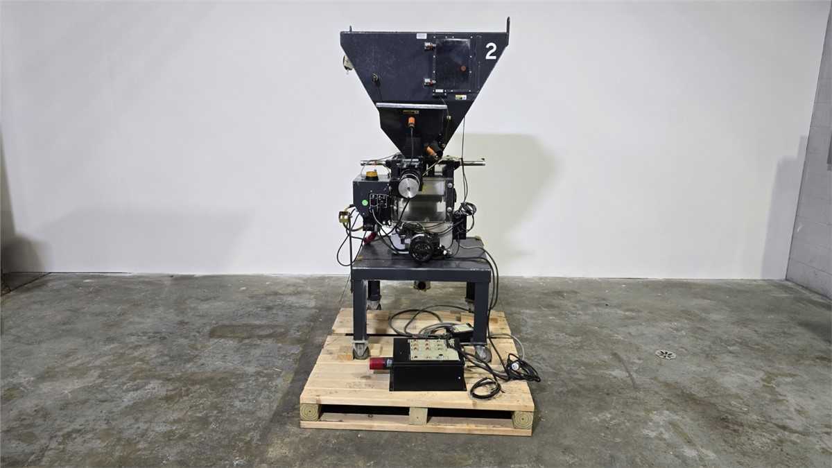 Maguire WSB-220 2-Component Gravimetric Blender, 900–1000 lb/hr With Additive Feeder - BLENDERS
