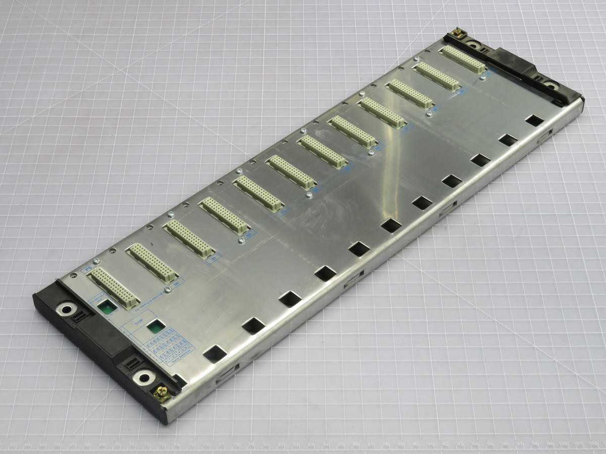 SCHNEIDER TSXRKY12 PLC RACK T238993 - PLC MODULES