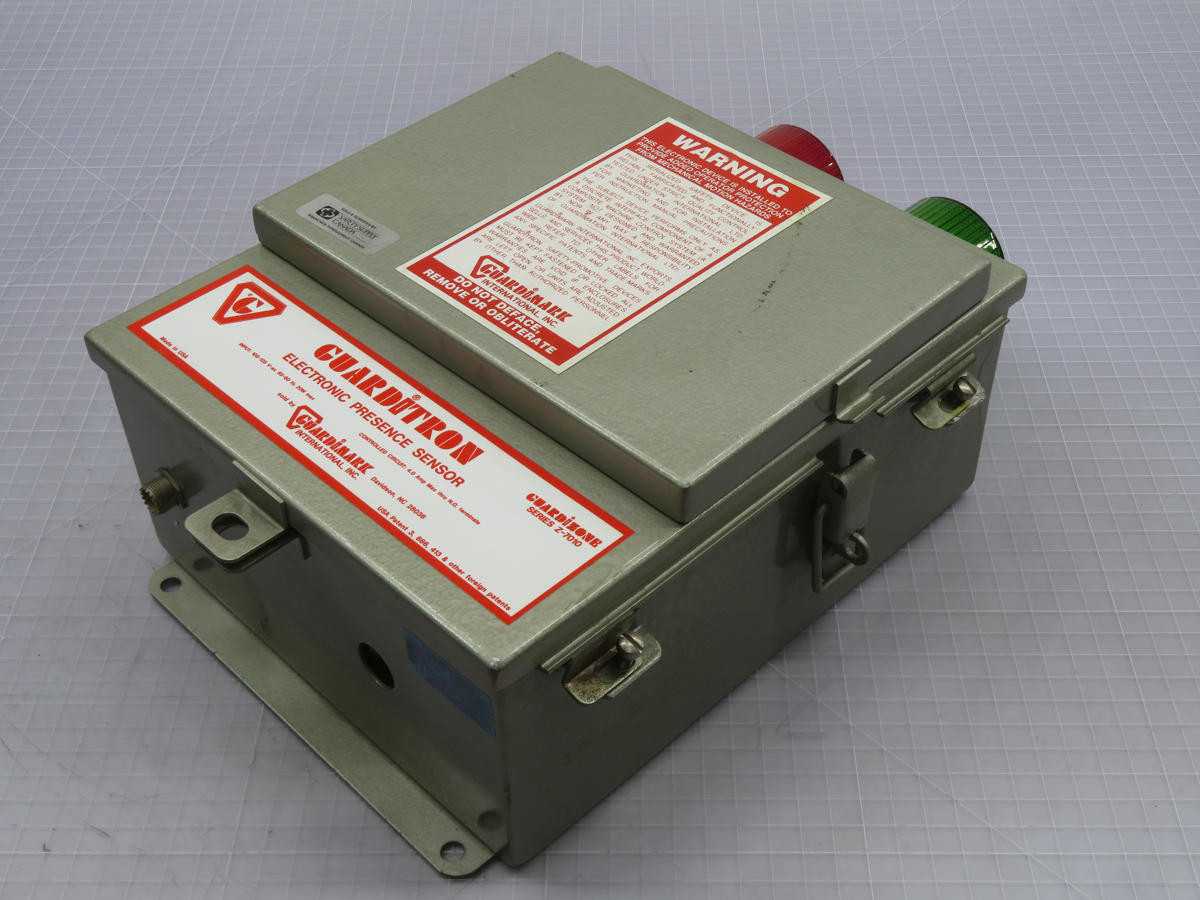 GUARDIMARK Z-7010 Z-00-3708 ELECTRIC PRESENCE SENSOR T213701 - SENSORS