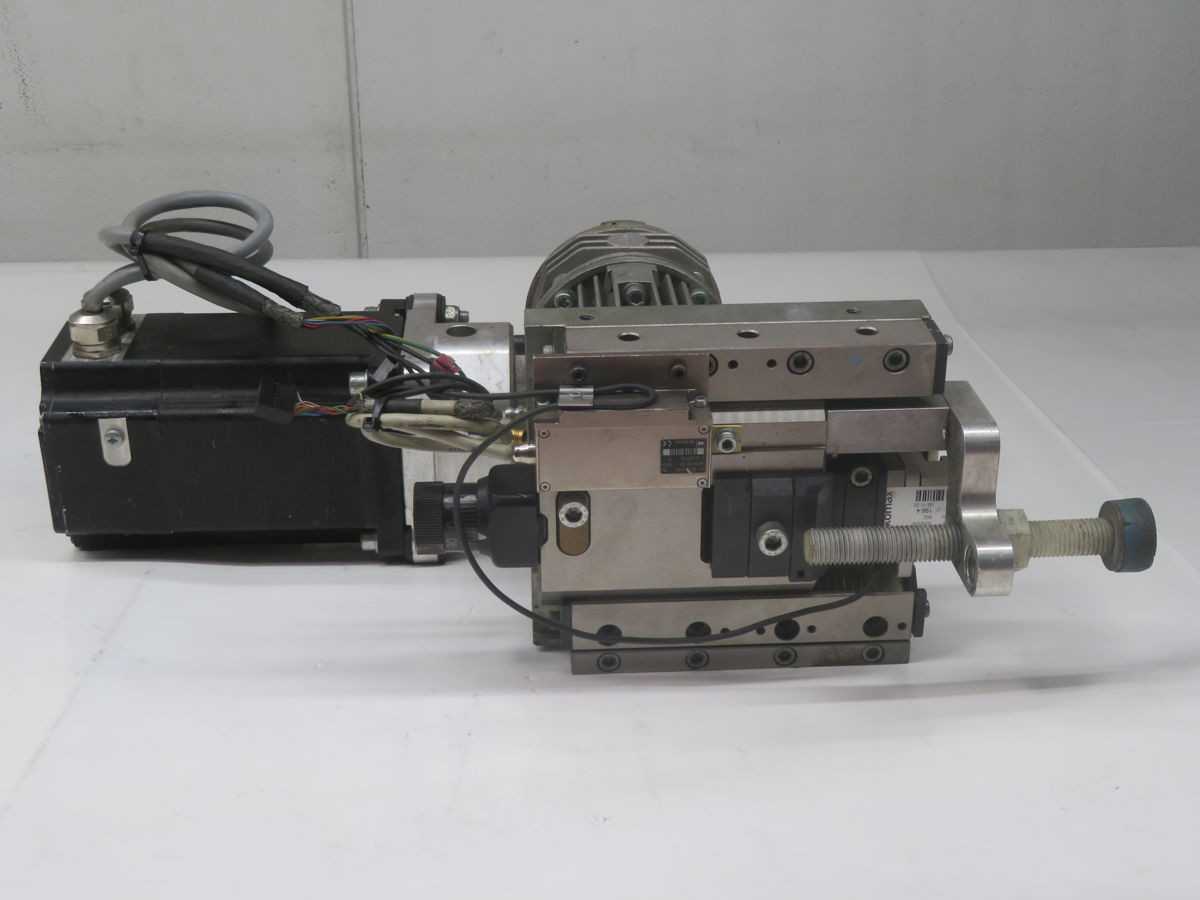 BERGER LAHR SER31117/4L6SD6CO SERVO W GEAR T251803 - SERVO MOTORS