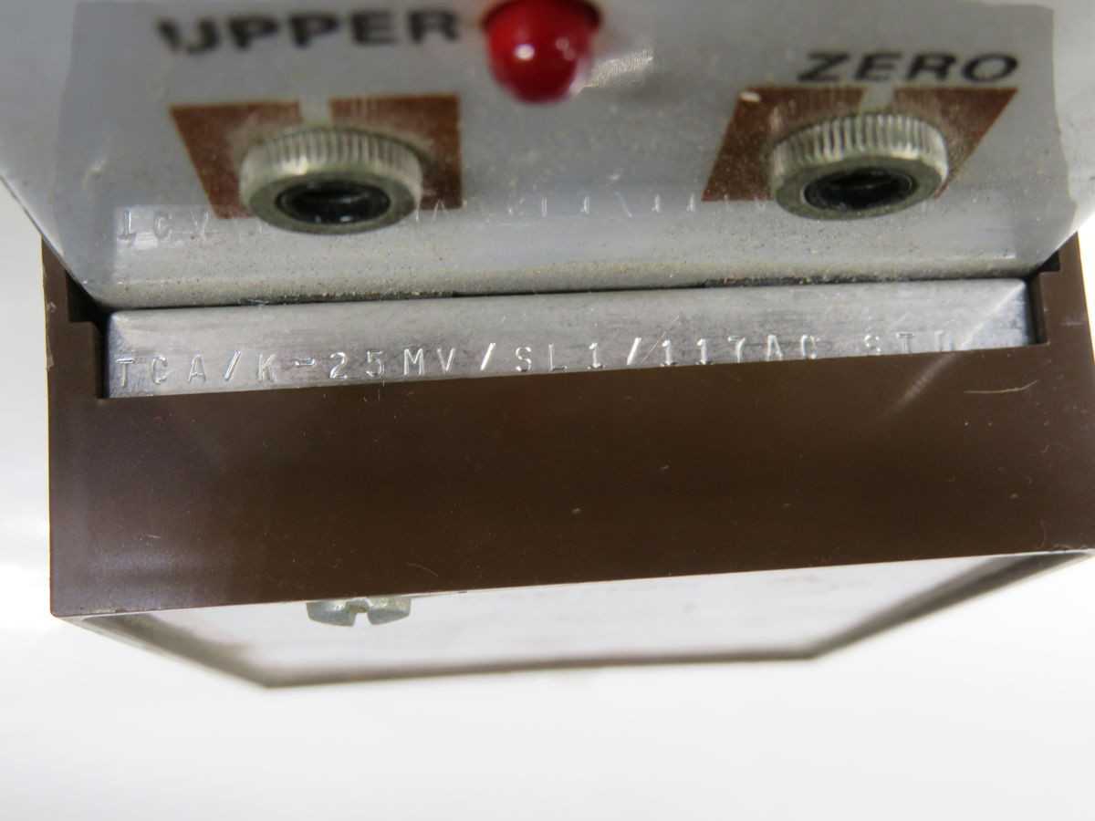 MOORE TCA/K-25MV/SL1/117AC THERMOCOUPLE ALARM T255808 - TEMPERATURE CONTROL COMPONENTS