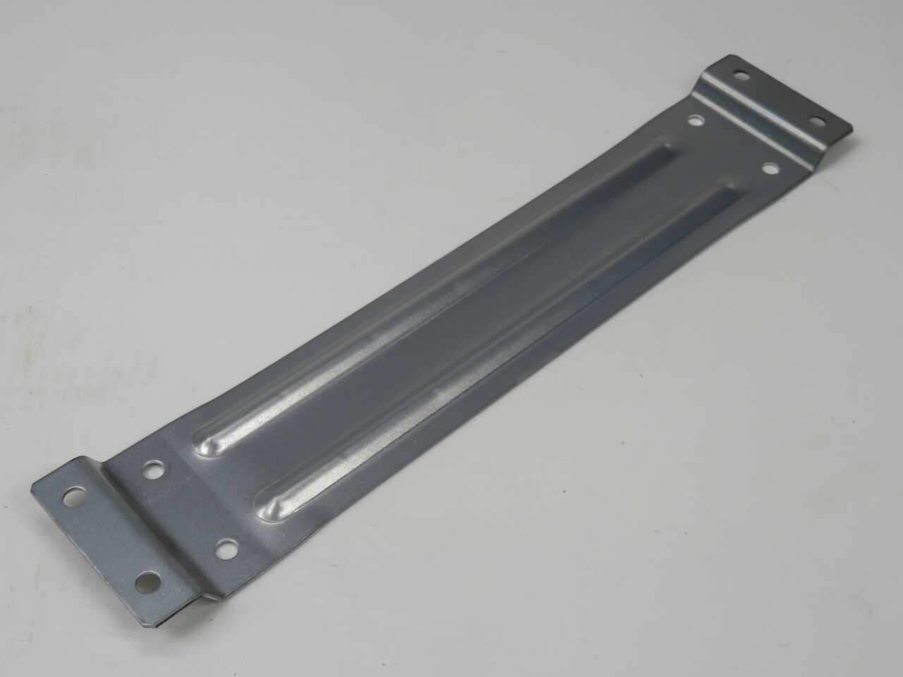 LOT OF 85 T0032363 PALLET RACK ROW SPACERS 12 IN - RACKING