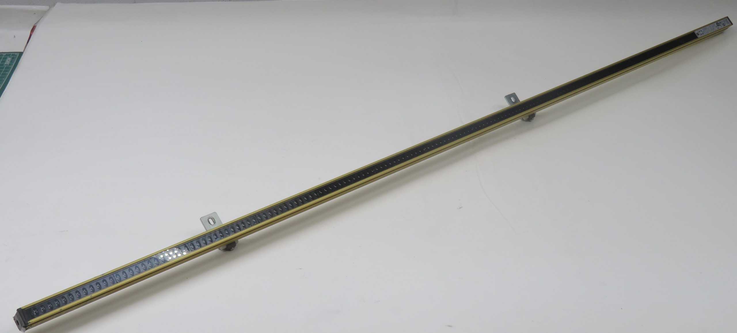 Pepperl+Fuchs SLCS30-1300-R Safety Light Curtain Receiver, Type 4 AOPD, 30mm Resolution - SENSORS