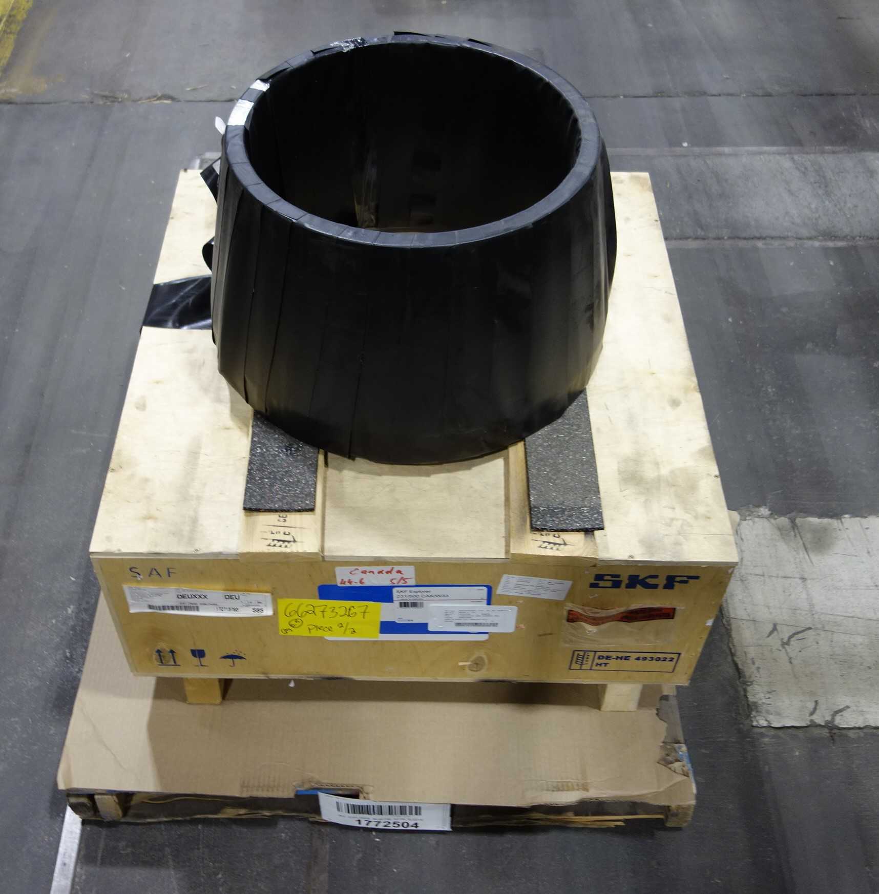 SKU 1772504 - SKF EXPLORER BEARING WITH SLEEVE - BEARINGS