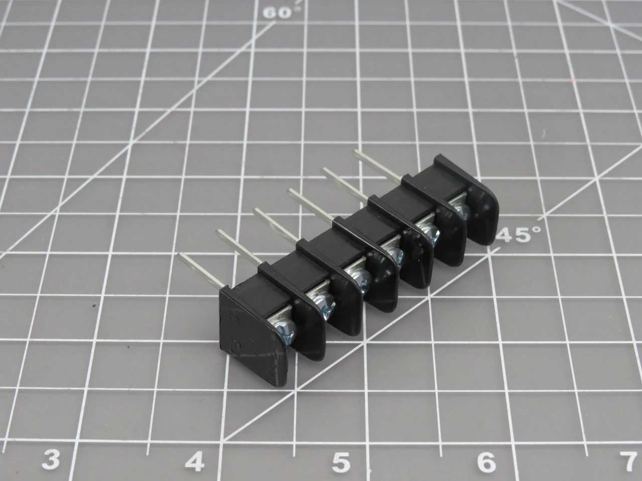 LOT OF 270 MOLEX 0387291412 SR BTS WW 6 ASY C	
 T153096 - TERMINAL BLOCKS