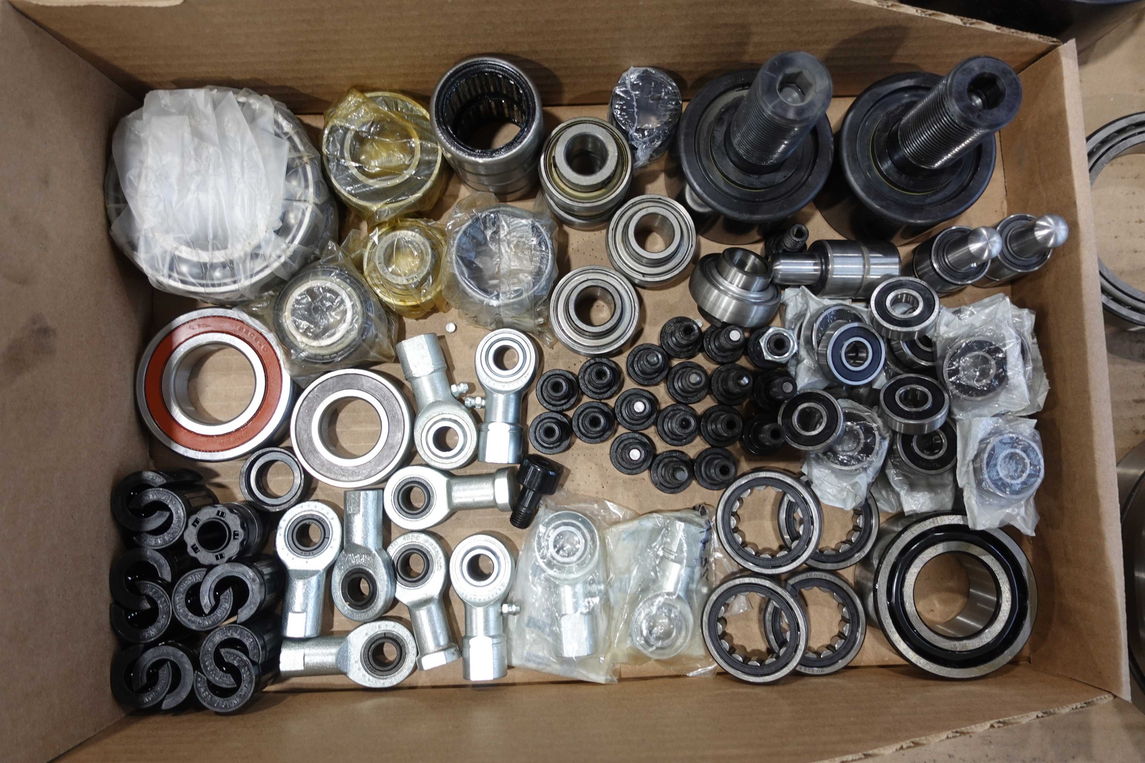 SKU 1766683 - PALLET OF ASSORTED BEARINGS - BEARINGS