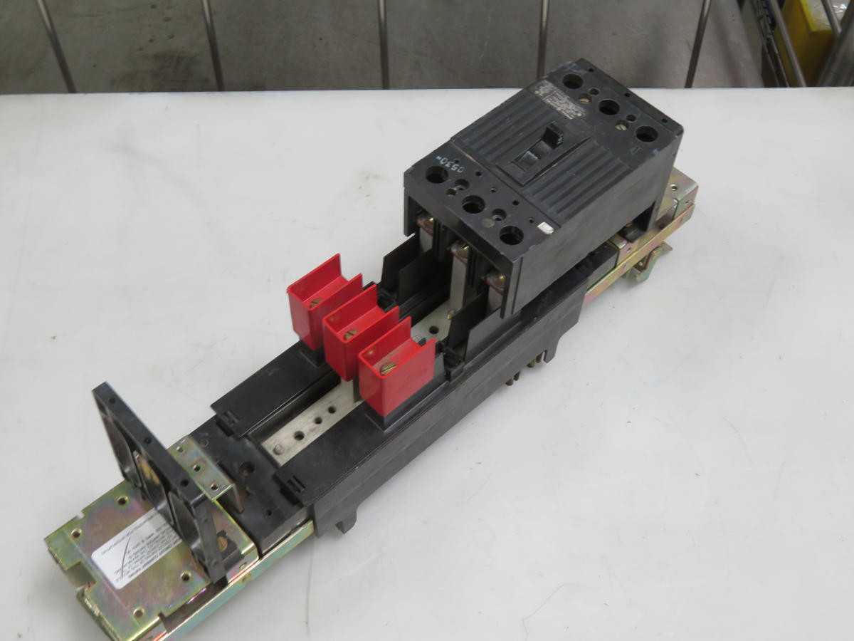 GE TQD32200 AMC6QD 3 Pole Circuit Breaker Module T199680 - MISCELLANEOUS