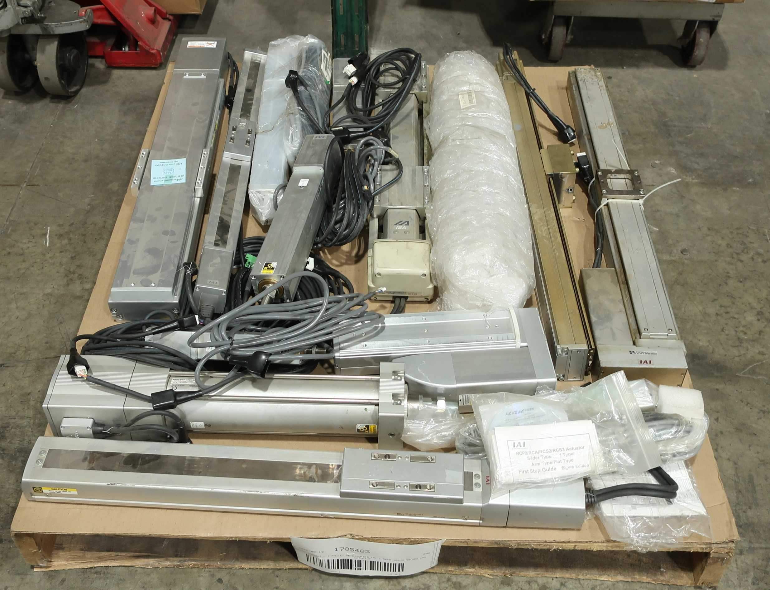 SKU 1785483 - 1 PALLET OF ASSORTED IAI LINEAR SERVO MOTORS AND ACTUATOR - LINEAR SERVO MOTORS