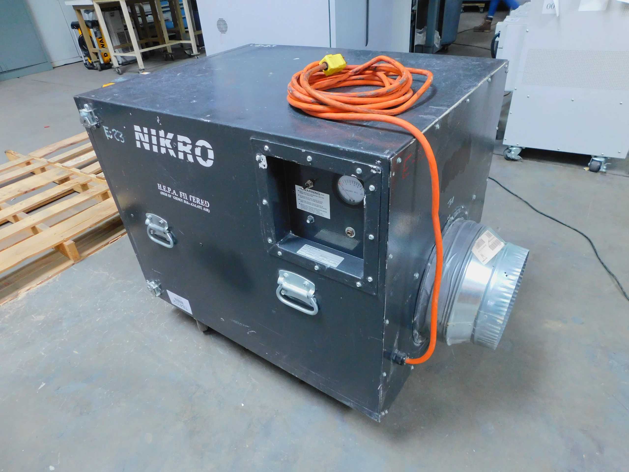 NIKRO NC2000 PORTABLE AIR SCRUBBER, FILTER 2000 CFM - AIR FILTRATION