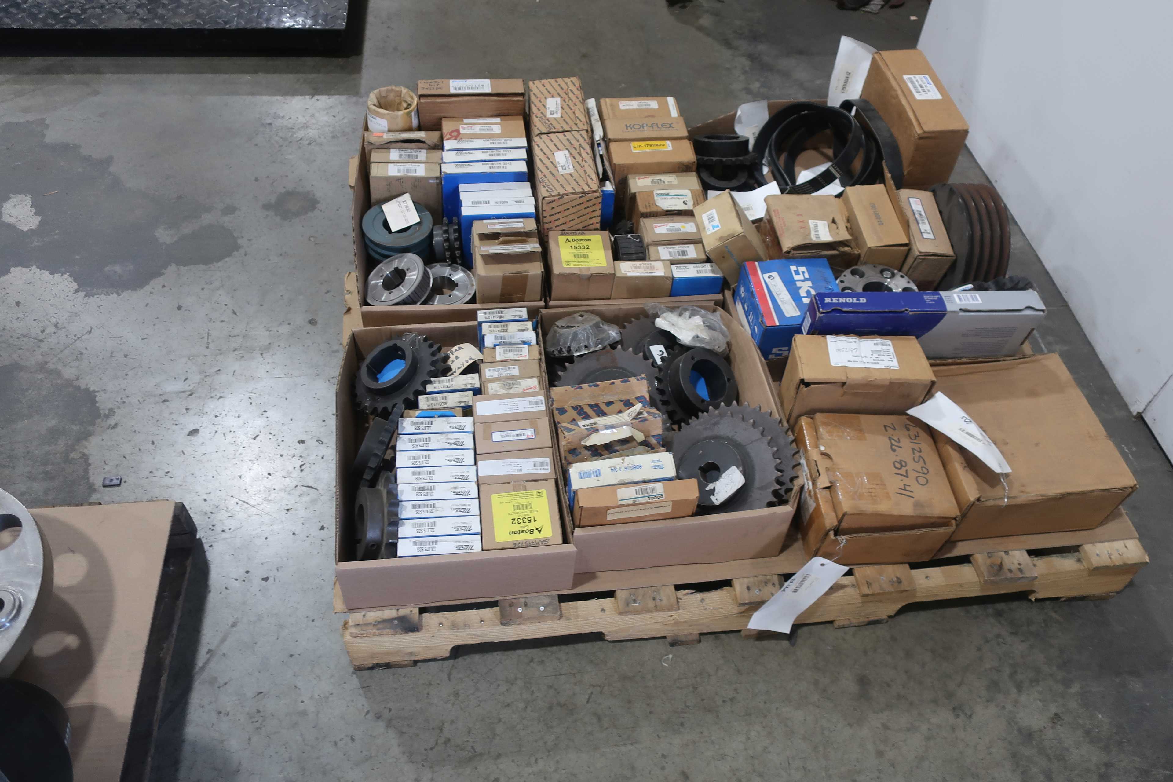 SKU 1761050 - 3 PALLETS OF ASSORTED POWER TRANSMISSION - POWER TRANSMISSION