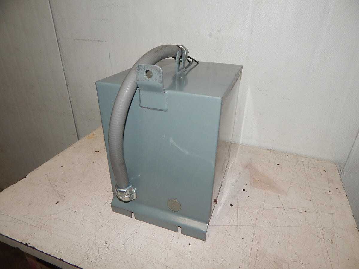 SQUARE D 5S40F TRANSFORMER 5KVA 1PH 480V - 120/240V TYPE 3R M4027 - DRY TRANSFORMERS