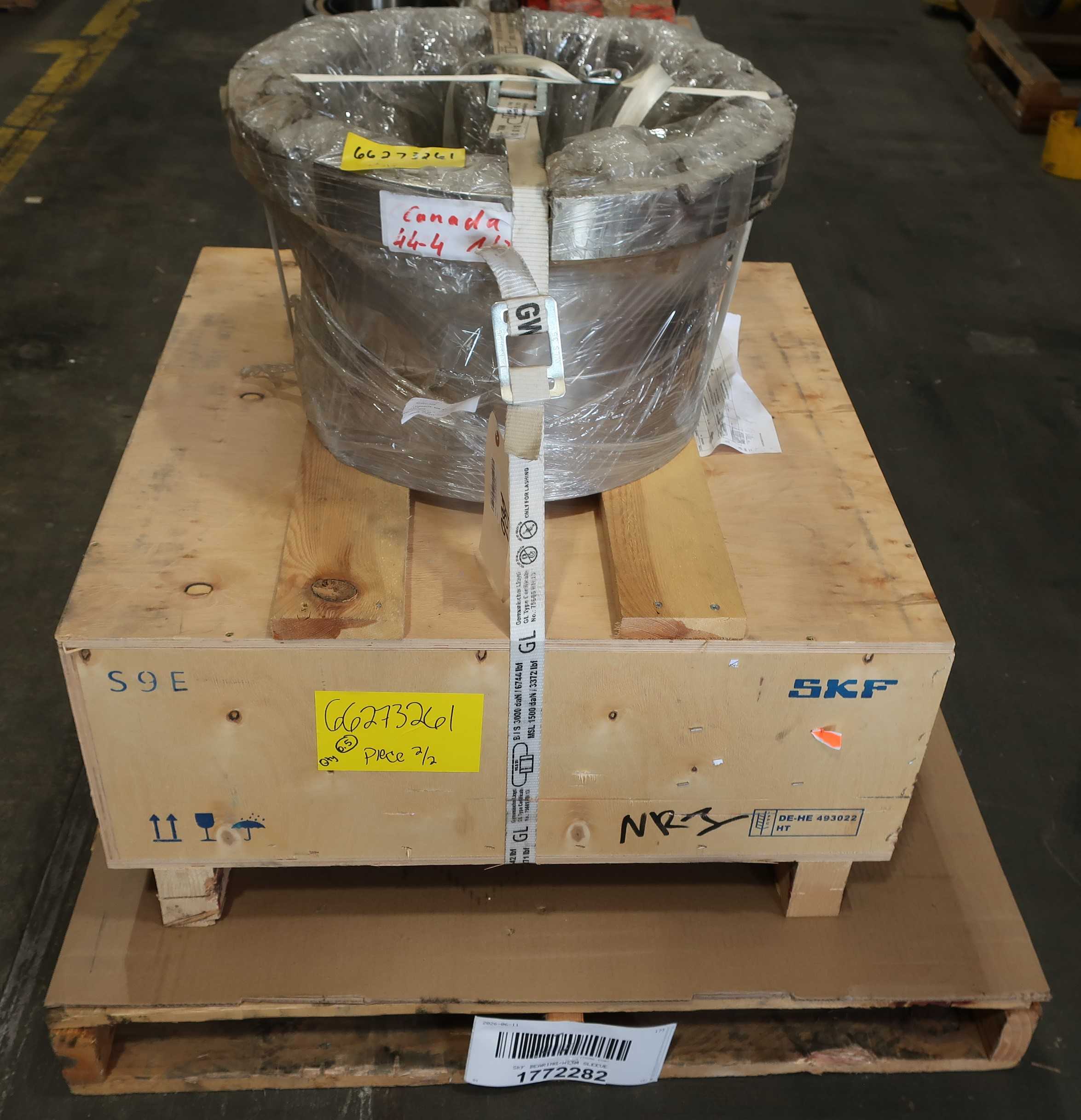 SKU 1772282 - SKF BEARING WITH SLEEVE - BEARINGS