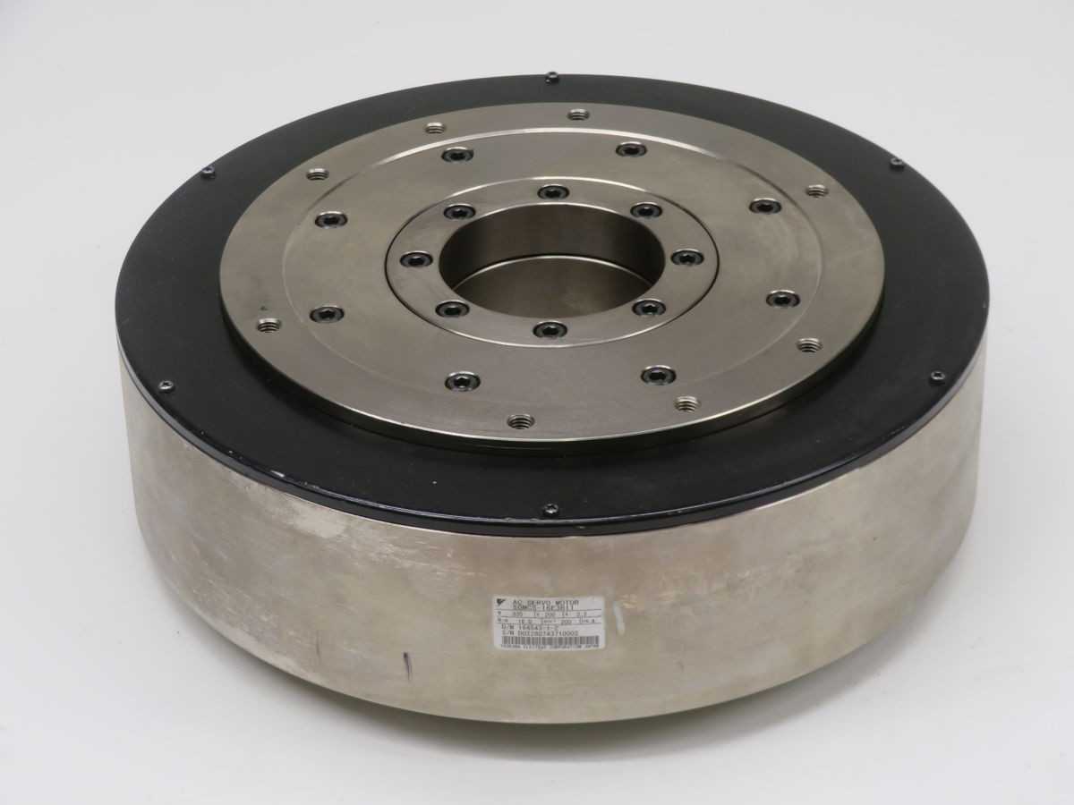 YASKAWA SGMCS-16E3B11 AC SERVO MOTOR T258662 - SERVO
