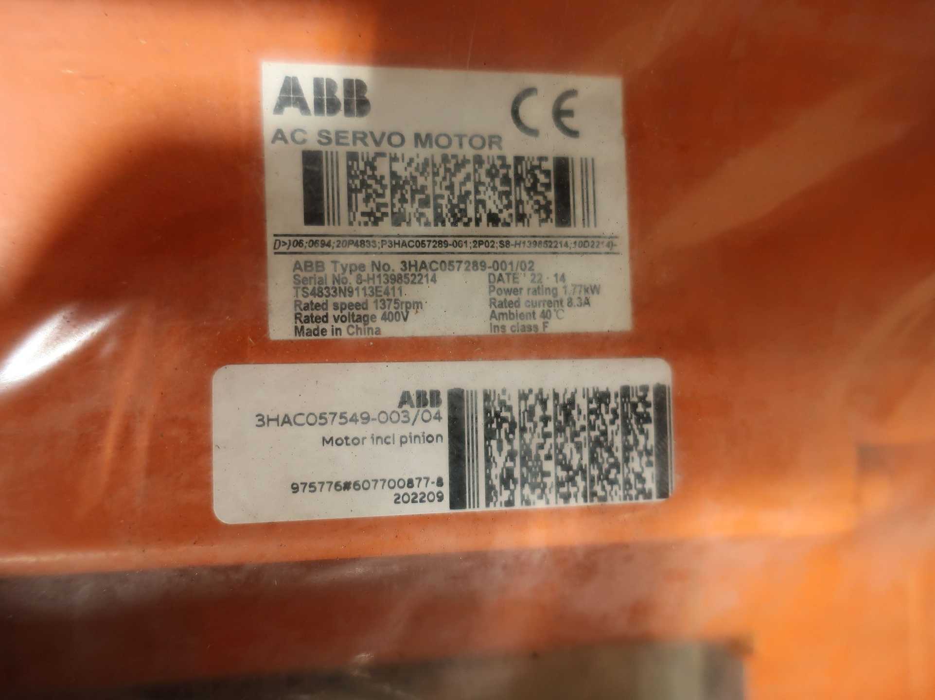 LOT OF 2 ABB SERVO MOTORS - SERVO MOTORS