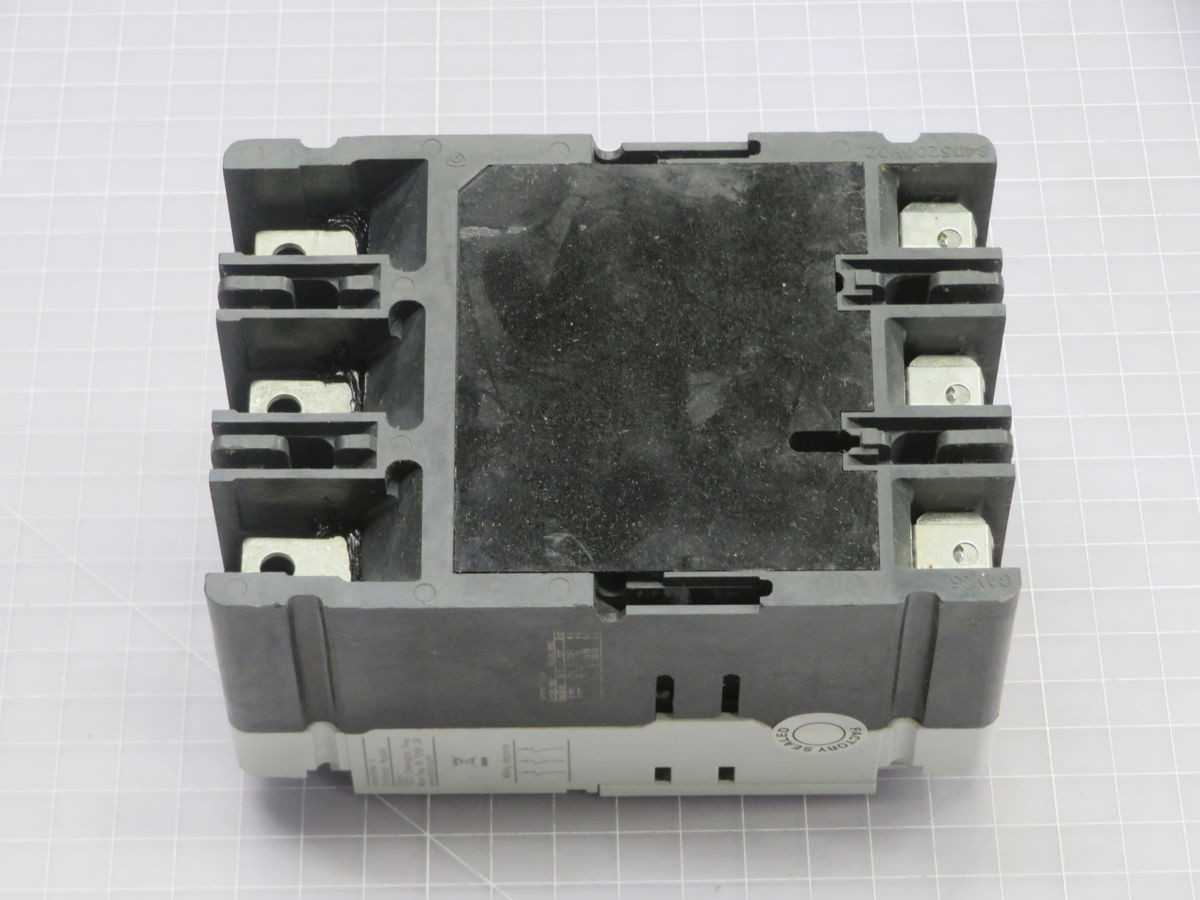EATON PDG23M0225TFFL MOLDED CASE CIRCUIT BREAKER T246145 - CIRCUIT BREAKERS