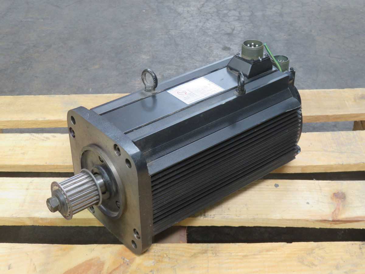 YASKAWA USASEM-50FJ12 AC SERVO MOTOR T246624 - SERVO