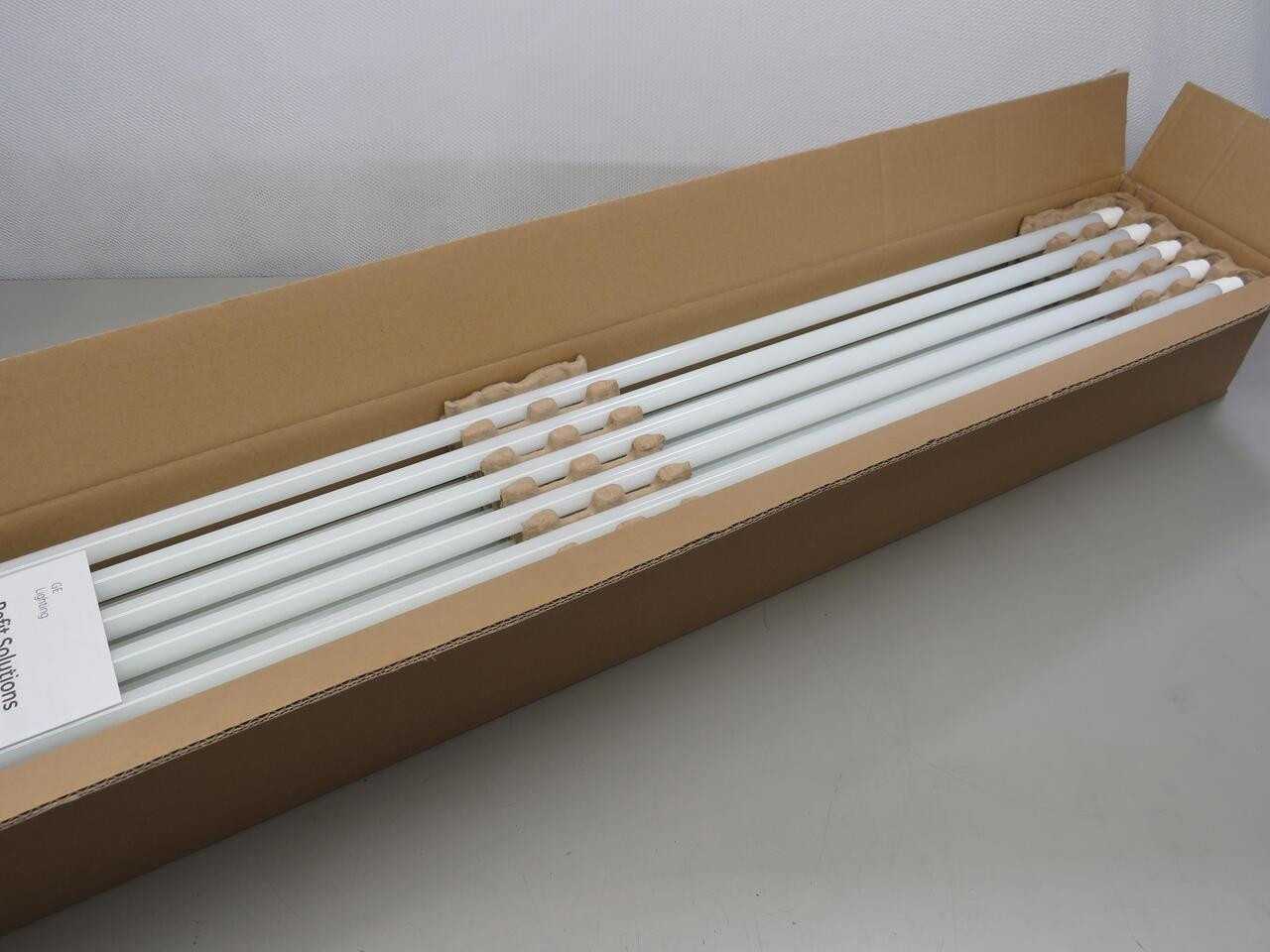 Lot Of 940 GE 34194 15W T5 LED Tube Light Bulbs - 4 Foot, 850 HE - LIGHTING