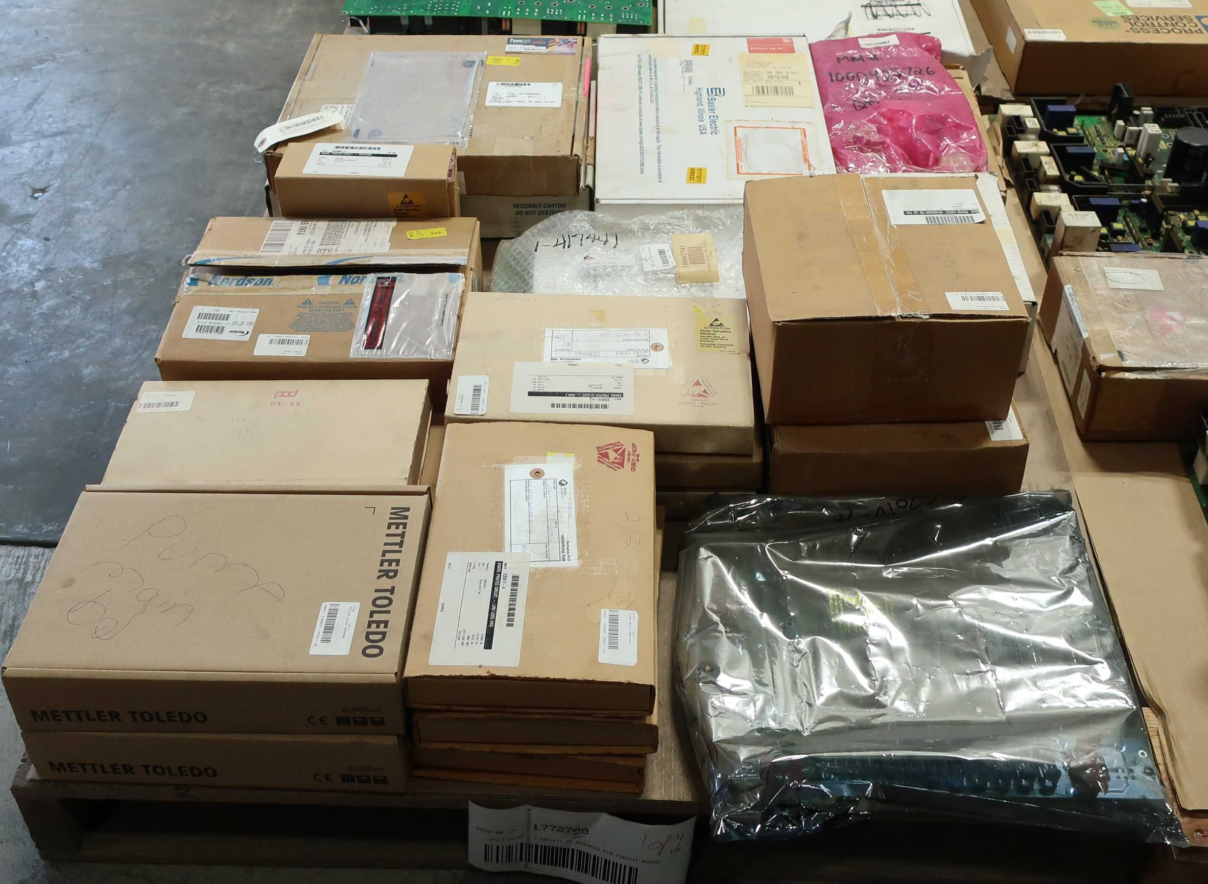SKU 1772700 - 4 PALLETS OF ASSORTED PCB CIRCUIT BOARDS - PCB CIRCUIT BOARDS