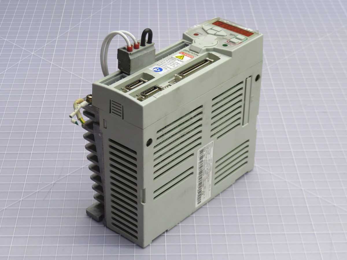 ROCKWELL CSD3_04BX2 SERVO DRIVE T253769 - SERVO DRIVES
