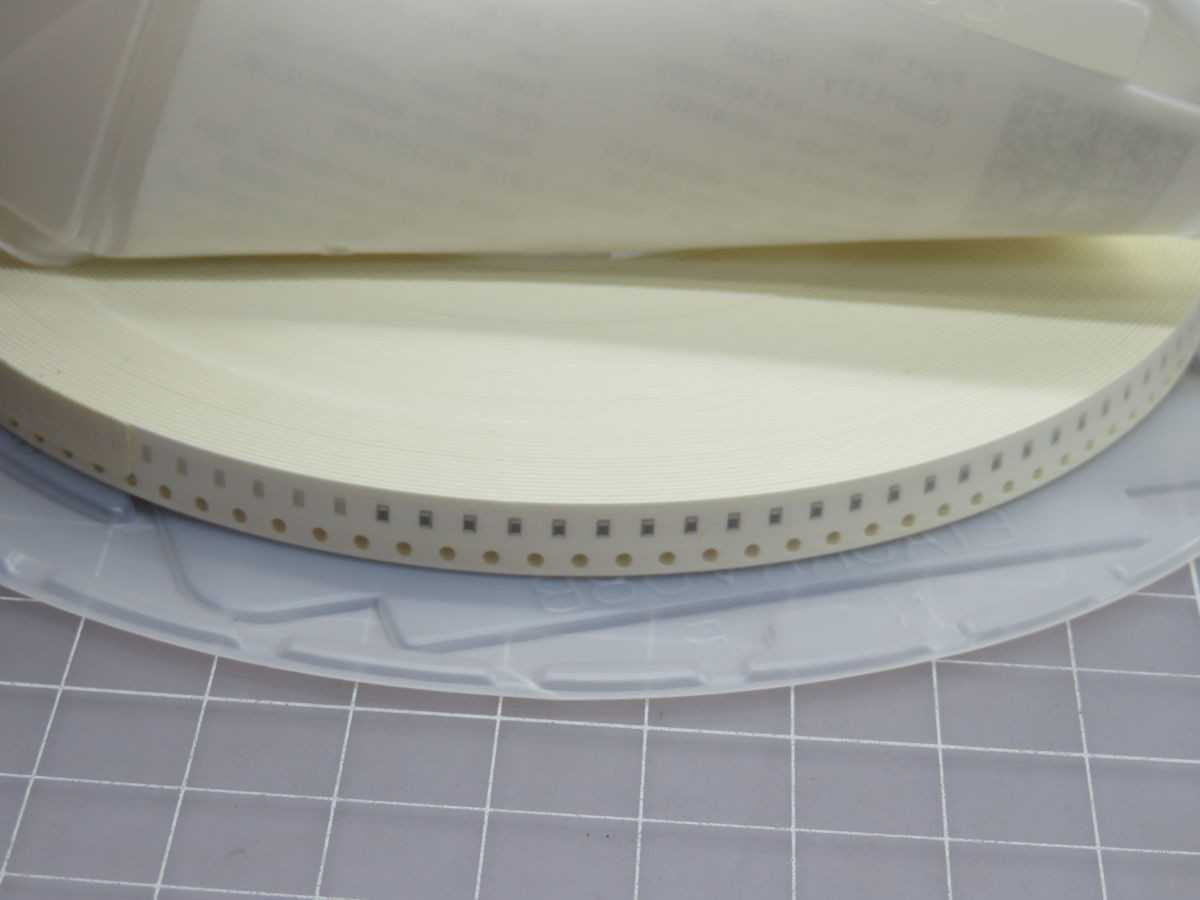 LOT OF 5000 ROHM SEMICONDUCTOR MCR03 EZP FX 2214 RESISTOR SURFACE-MOUNT T252087 - ELECTRICAL COMPONENTS