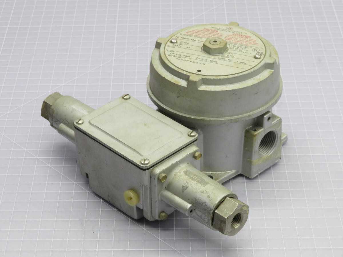 UNITED ELECTRIC 95411 37 TEMPERATURE SWITCH ASSEMBLY T213847 - TEMPERATURE CONTROL COMPONENTS