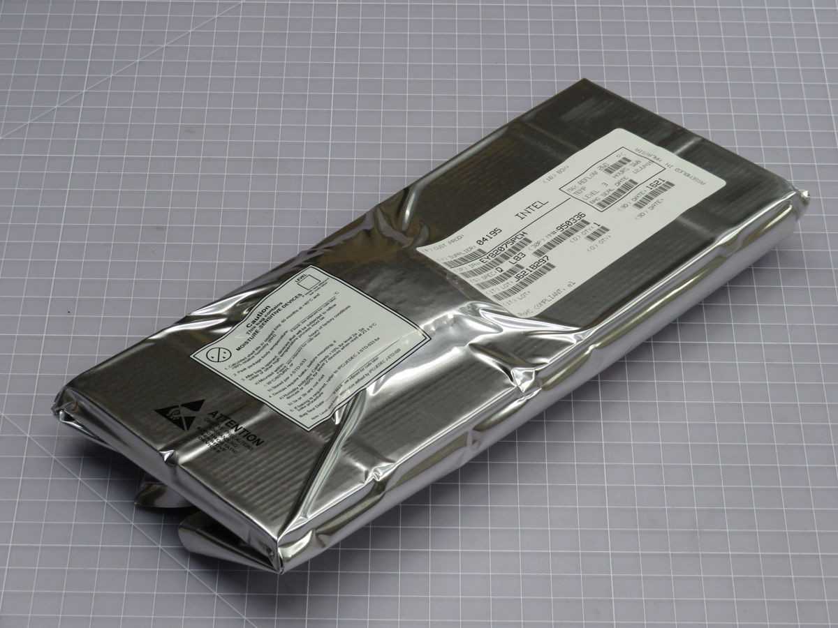 INTEL EY82075PCH INTEGRATED CIRCUIT T251769 - PCB CIRCUIT BOARDS
