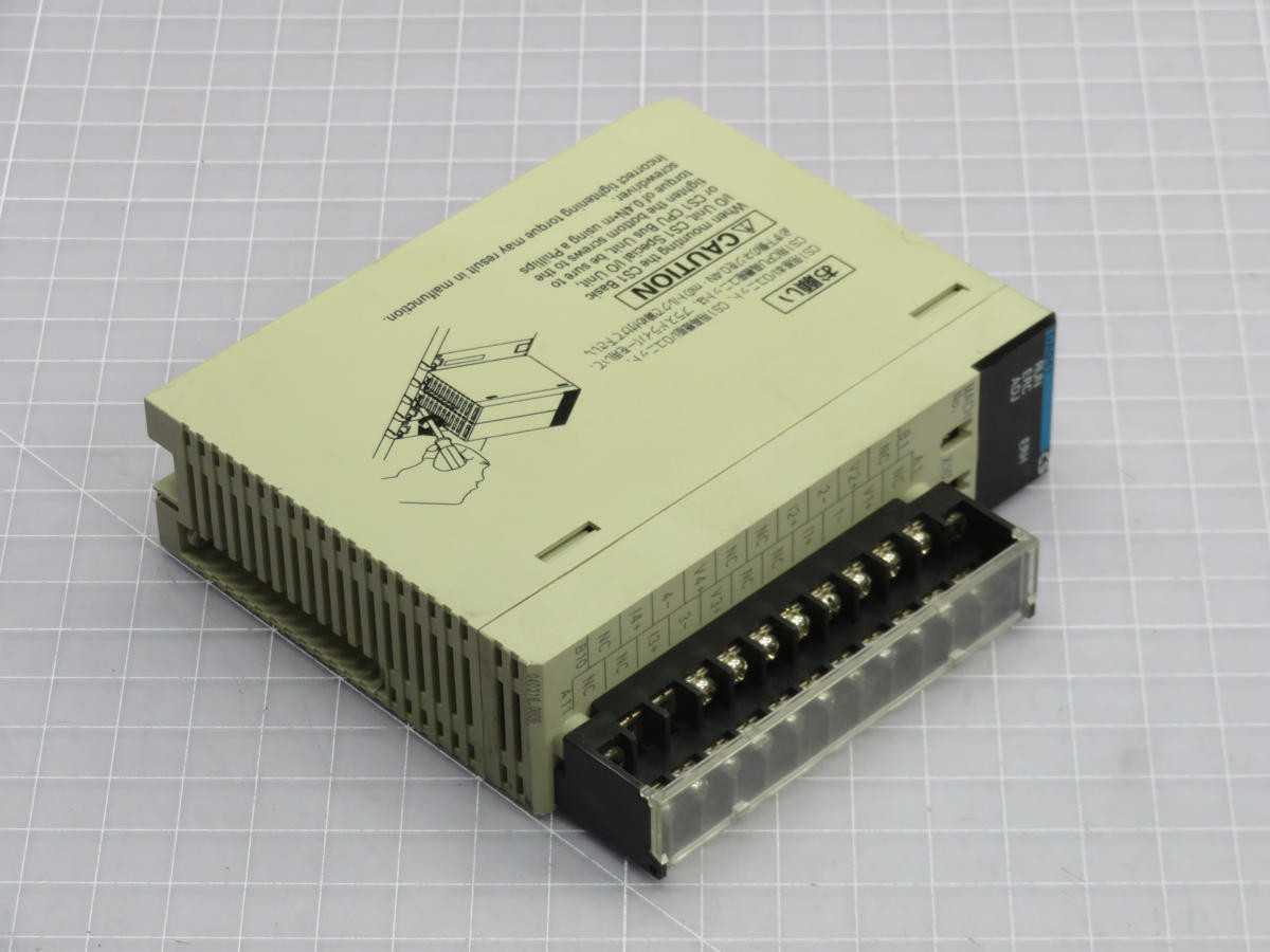 OMRON CS1W-DA041 I/O MODULE T229792 - PLC MODULES